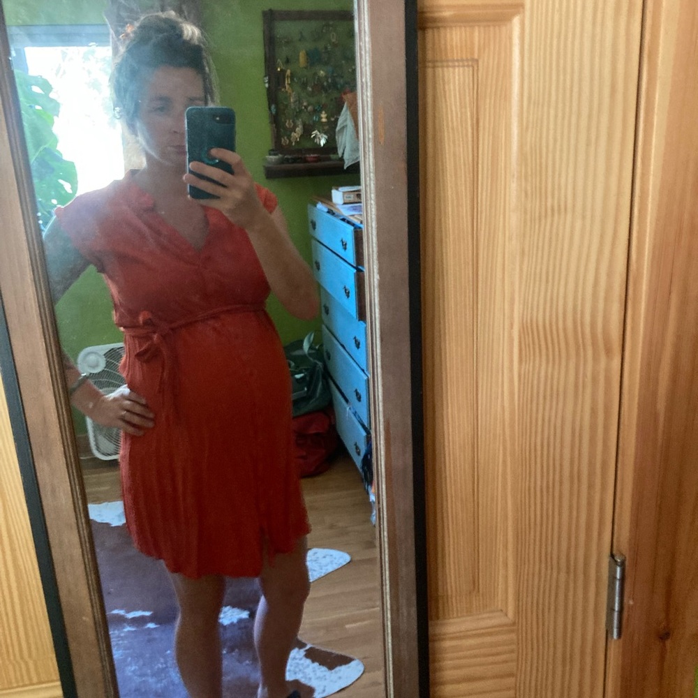 Gap xs maternity dress. Red in color.